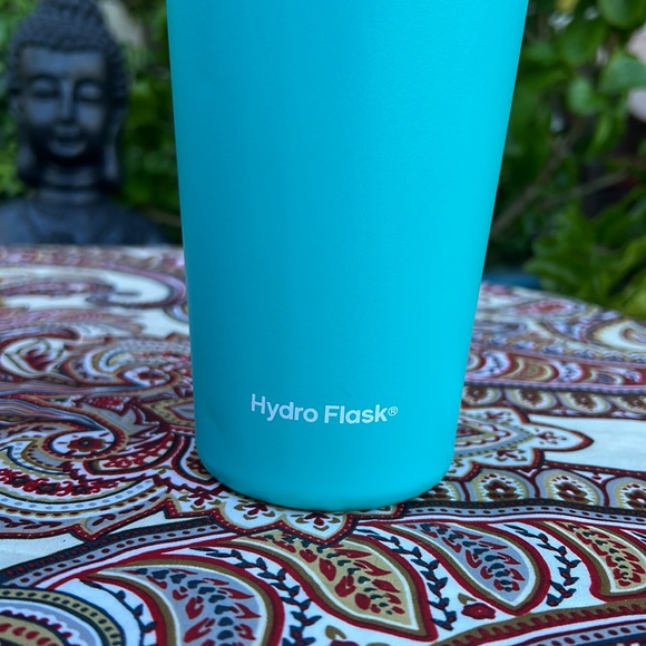 Hydro Flask Stainless Tumbler - Picture 5 of 14